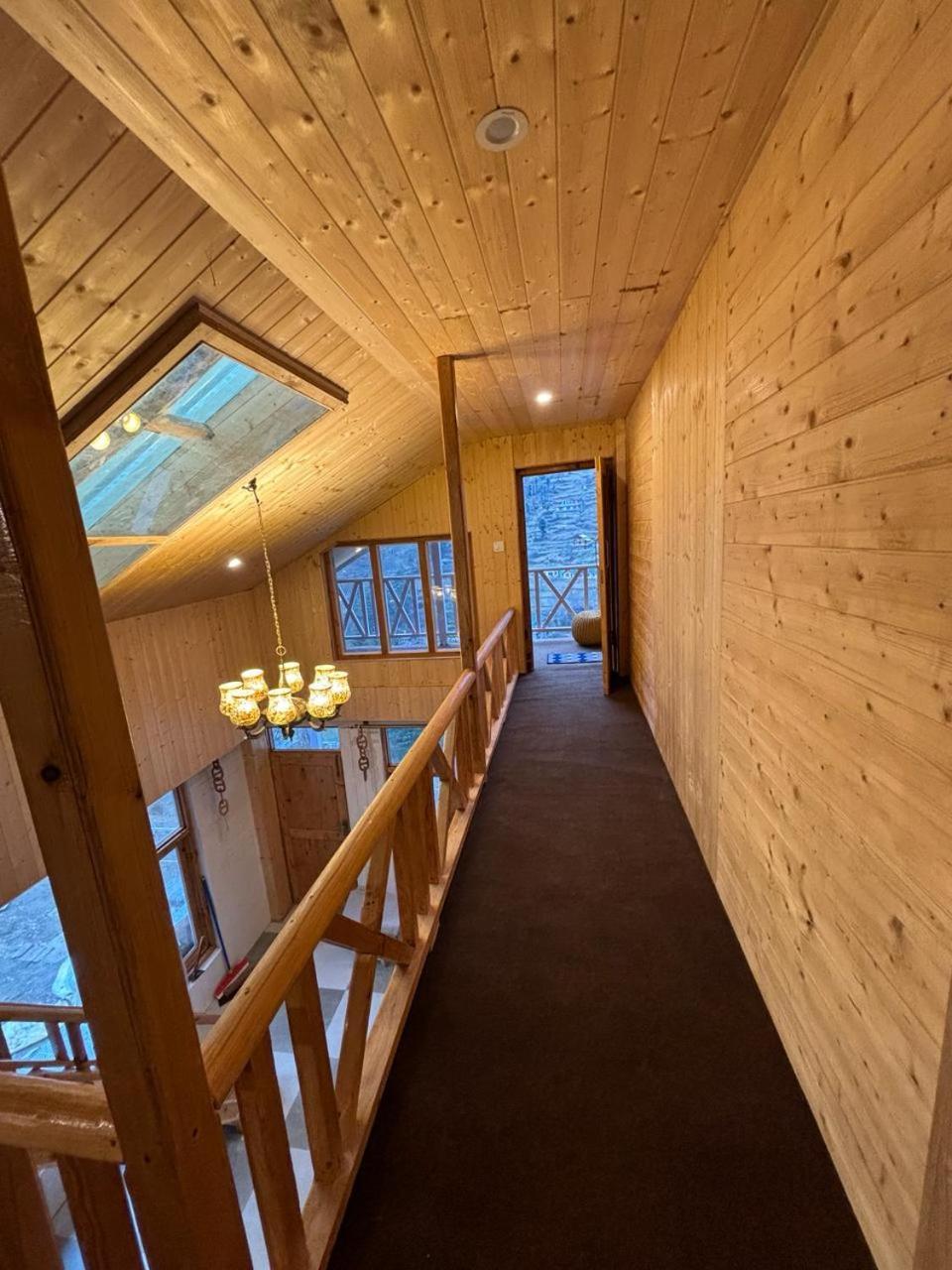 Soho House Lägenhet Jibhi Exteriör bild